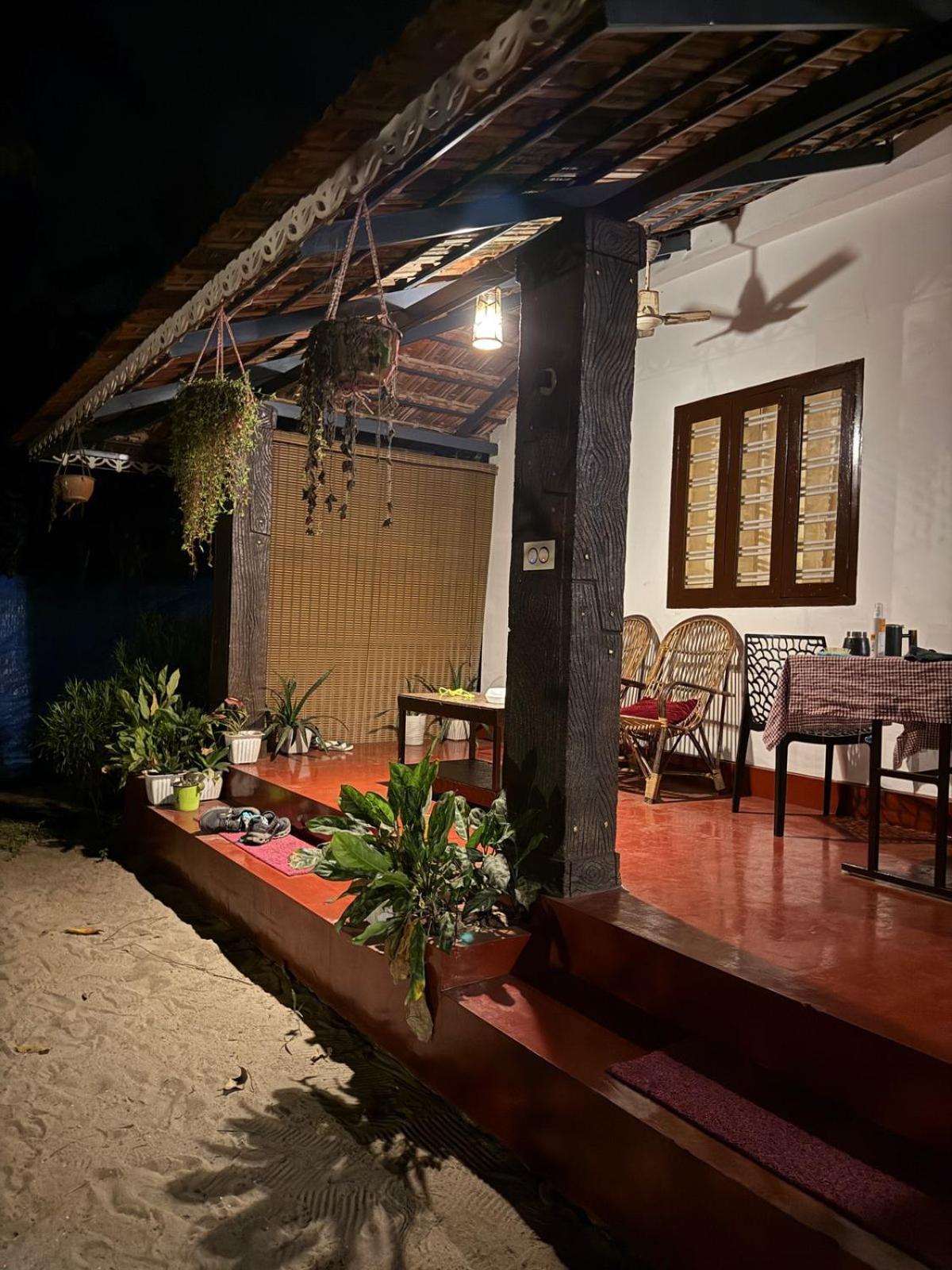 Marari Adonis Beach Villa Марарикулам Экстерьер фото